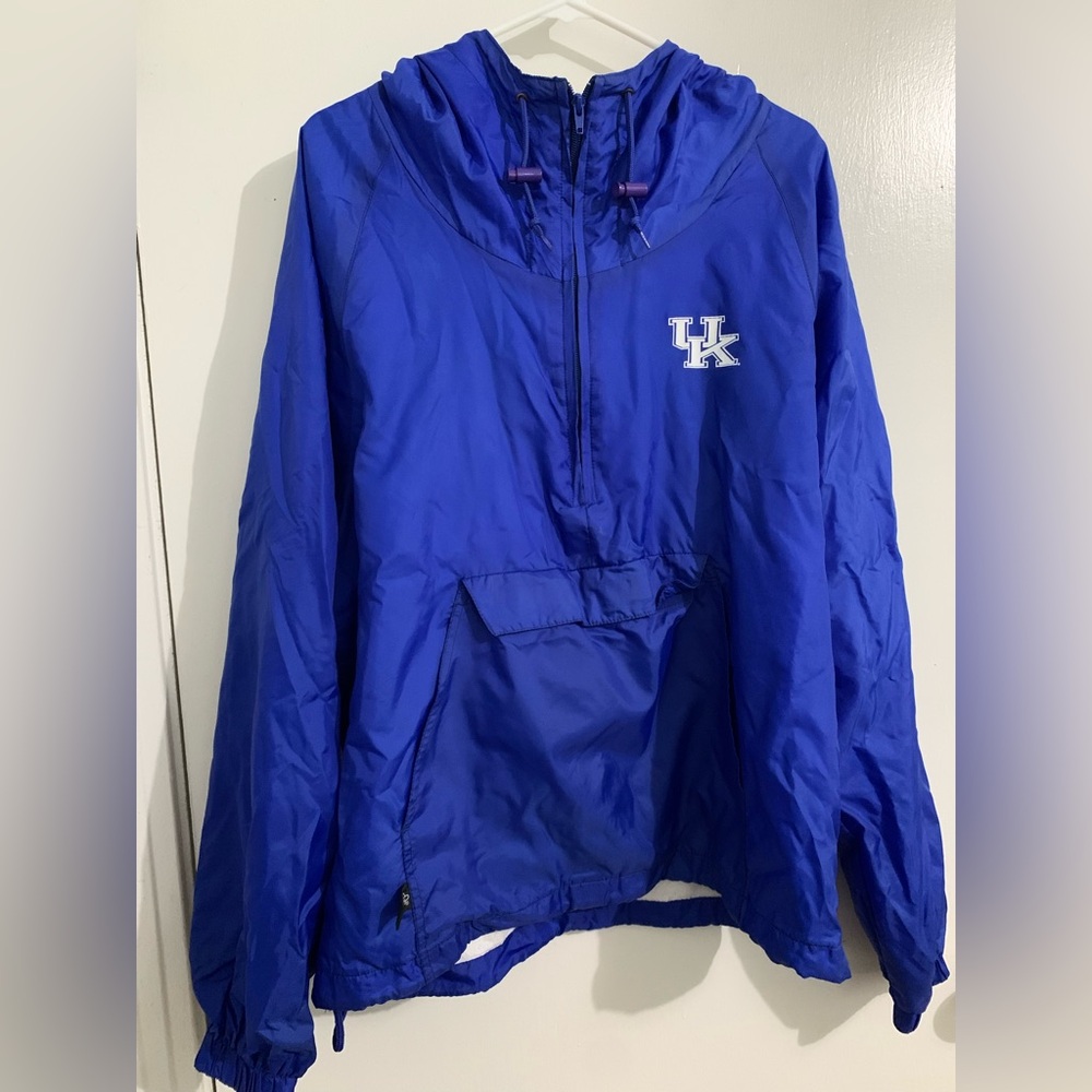 Charles River Apparel White Jacket